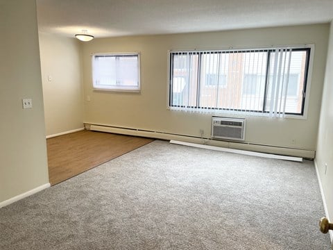 Floor plan for 1 bed, 1 bath, 550 sqft